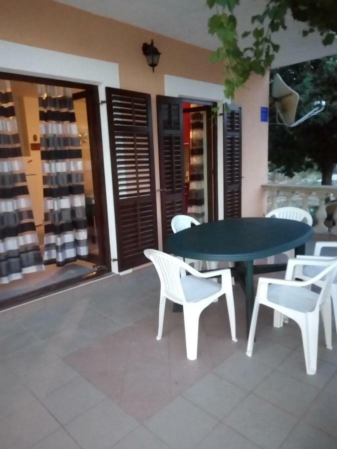 Apartman Bruna Sibenik Ngoại thất bức ảnh